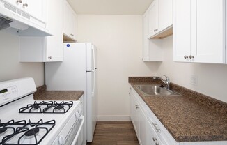 1 bed, 1 bath, $1,625, Unit 608-03