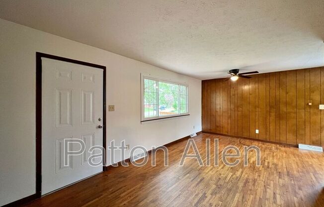 26 PINE LN