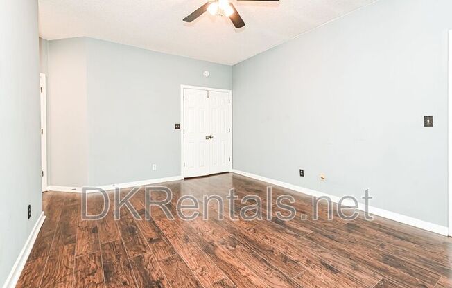 8207 FAIRVIEW BLF