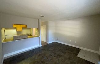 1 bed, 1 bath, $1,100, Unit Apt 1