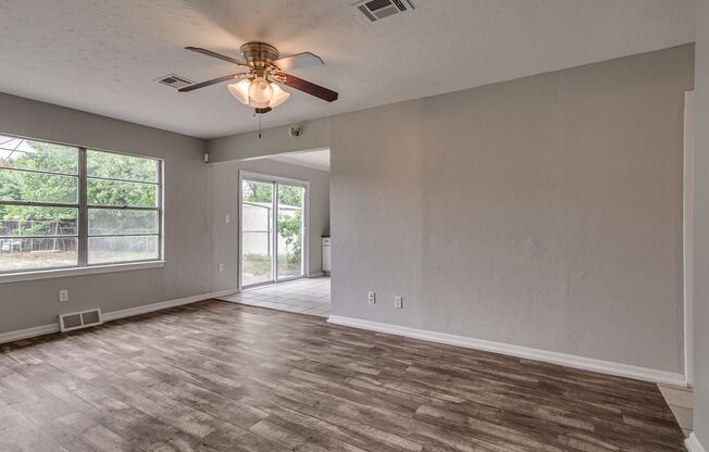 Charming Home in OKC + 4 bedrooms