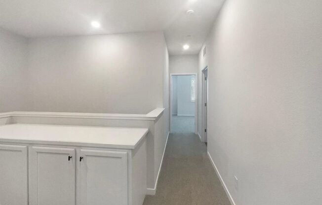 3 beds, 2.5 baths, $2,995, Unit # 65101