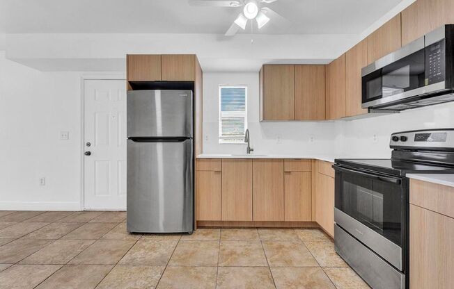 2 beds, 1 bath, 770 sqft, $2,700, Unit 302