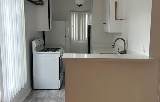 1428 N. HAVENHURST AVENUE APTS.