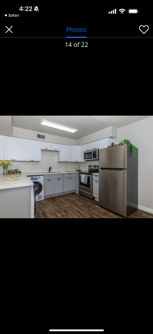 2 beds, 2 baths, $1,150, Unit 102