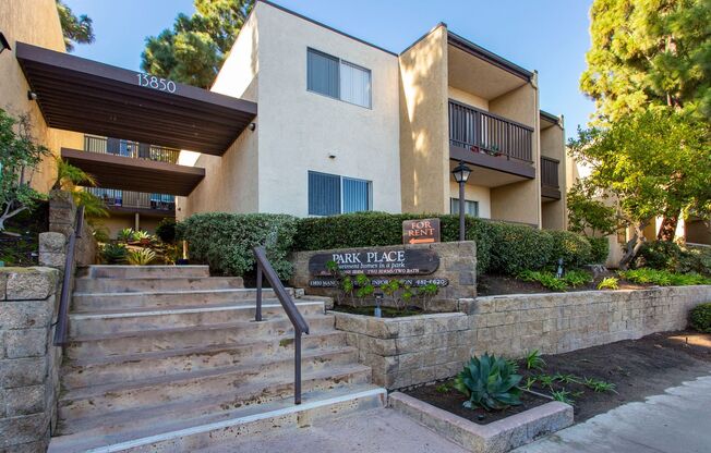 2 beds, 2 baths, 900 sqft, $3,295, Unit 14