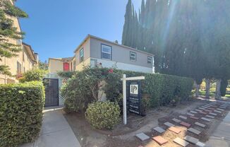 10428 Riverside Dr