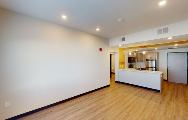 2 beds, 2 baths, 988 sqft, $1,280, Unit 3200-100