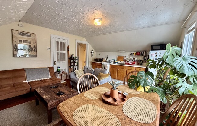 35 DANFORTH ST