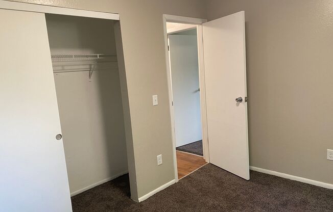 2 beds, 1 bath, $850, Unit #1