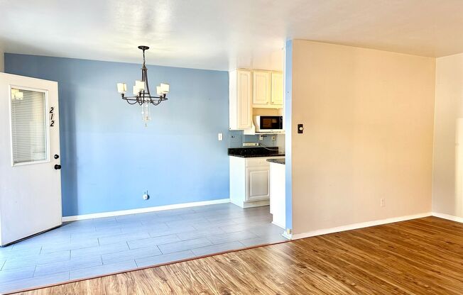 2 beds, 1 bath, $1,550, Unit Unit 212