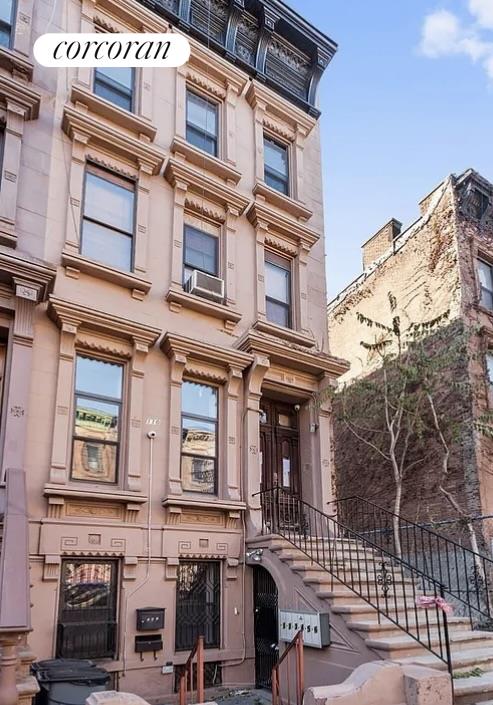 110 W 130 ST