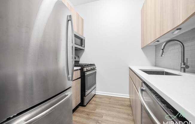 1 bed, 1 bath, $4,100, Unit 11C
