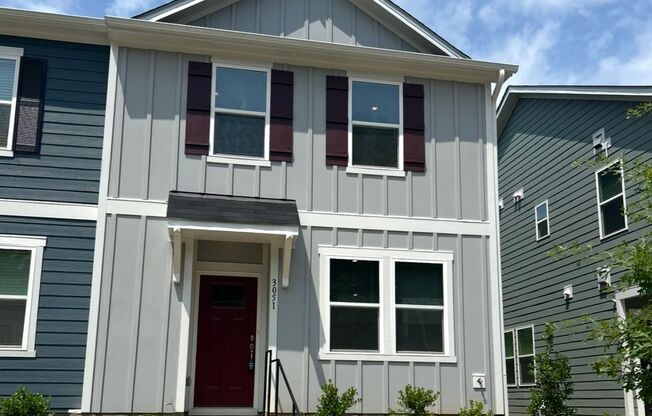 3 Bedroom | 2.5 Bathroom End Unit Raleigh Townhome