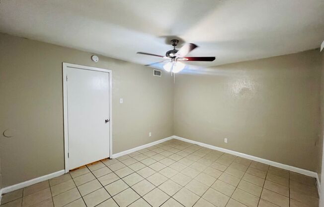 1 bed, 1 bath, 666 sqft, $1,175, Unit 2-149