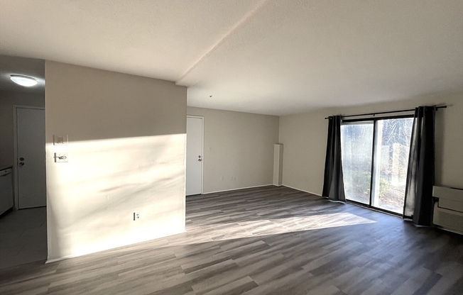 1 bed, 1 bath, 778 sqft, $1,700, Unit 16