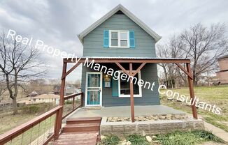 3 beds, 2 baths, $1,550