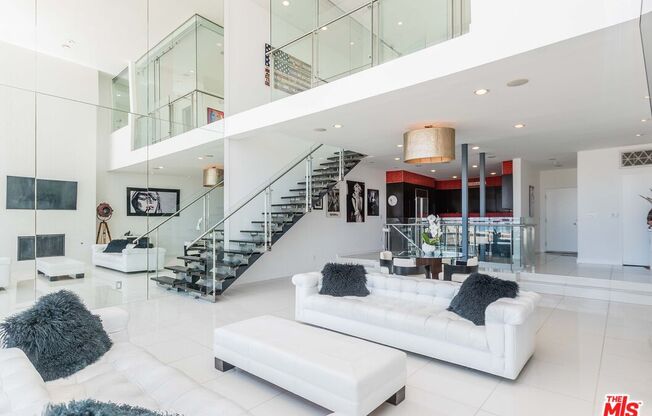 5205 OCEAN FRONT WALK