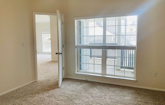 2 beds, 2 baths, 1,075 sqft, $1,615, Unit 2205