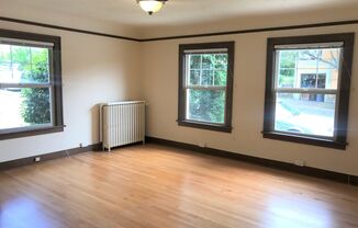 Studio, 1 bath, 500 sqft, $1,560, Unit Unit 02