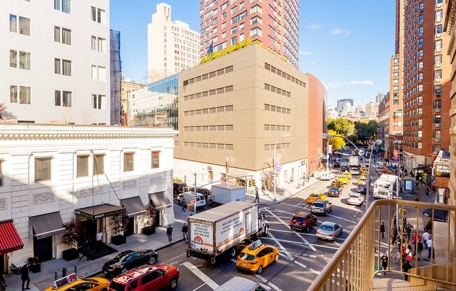 1 bed, 1 bath, $5,000, Unit 5D