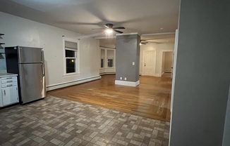 3 beds, 1 bath, 1,200 sqft, $2,000, Unit 2