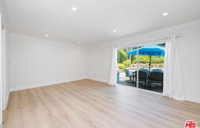 7144 DEVERON RDG RD