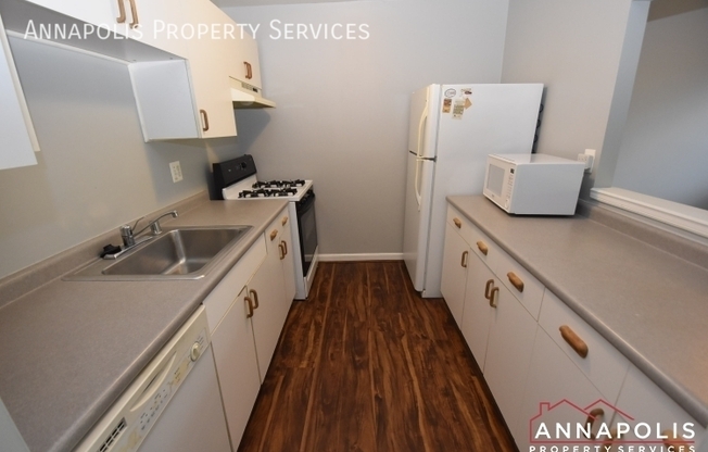 601 Oakland Hills Ct 302