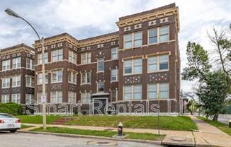 5855 WASHINGTON BLVD