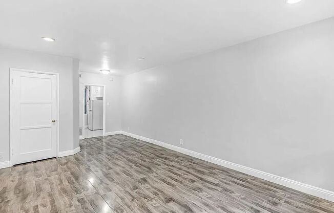 North Oakhurst Drive LLC
