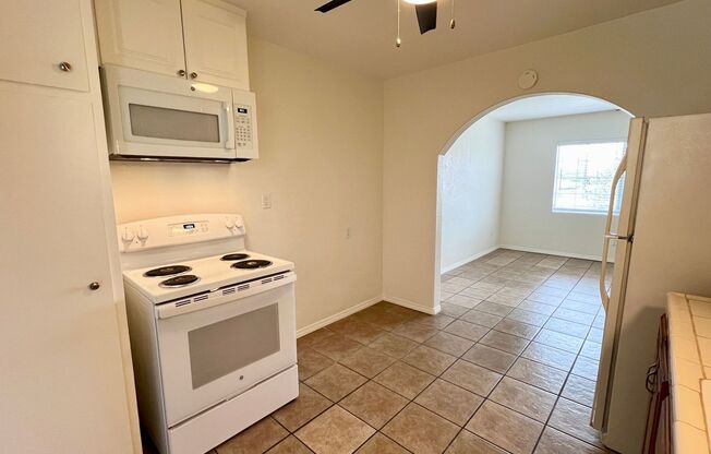 3651-3665 69th St