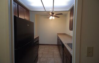 1 bed, 1 bath, 620 sqft, $1,120, Unit 106