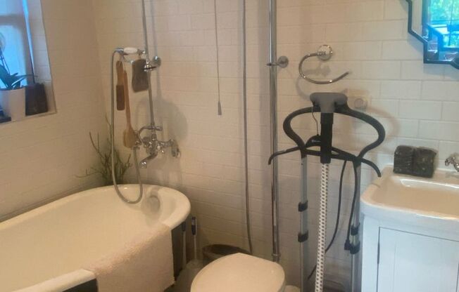 577 Madison Street, Duplex Penthouse 2 BR 2 BA