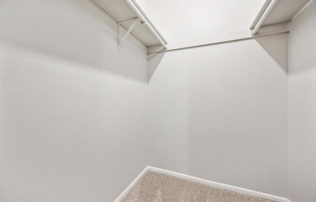 1 bed, 1 bath, 650 sqft, $1,099