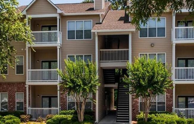 Exquisite Exterior of Manchester Place in Lithia Springs Apartment Rentals for Rent