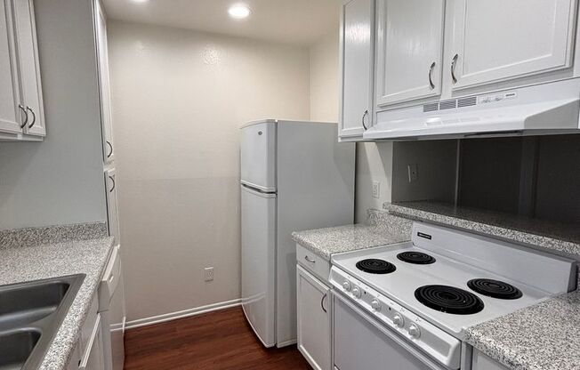 1 bed, 1 bath, 780 sqft, $2,425, Unit 65