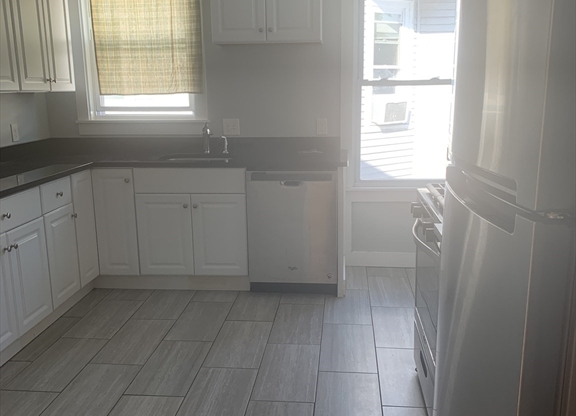 4 beds, 1 bath, 1,200 sqft, $4,500, Unit 2