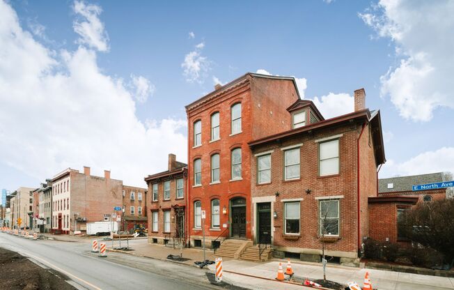 100 East North Ave