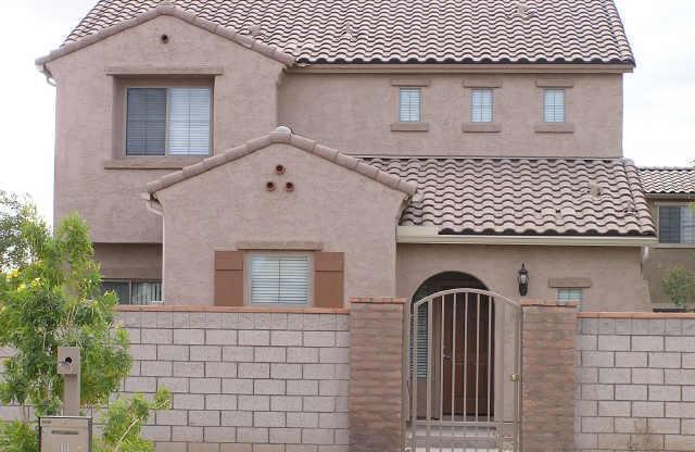 Beautiful 3bd/2ba Home in Gated Community