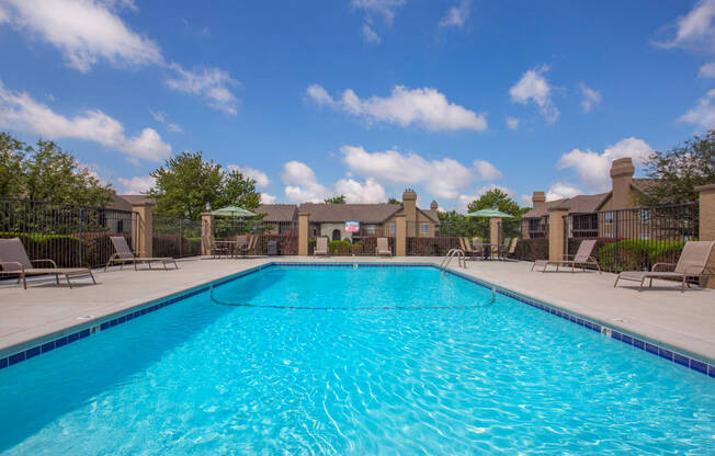 Pool at Deerfield Apartments, Kansas, 66062