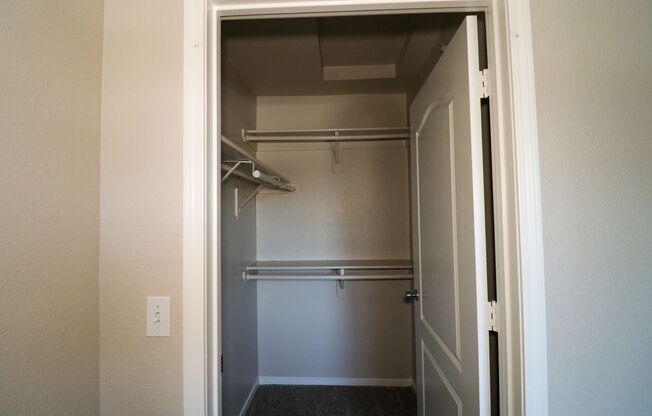 2 beds, 2 baths, 930 sqft, $1,795, Unit T2112