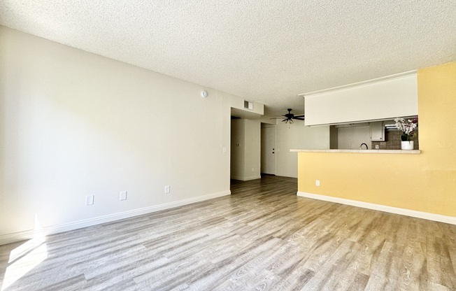 9233 VAN NUYS BLVD