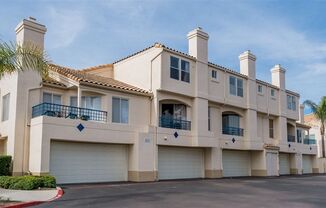 2 Bedroom, 2.5 Bathroom Condo for Rent in Tierrasanta, San Diego