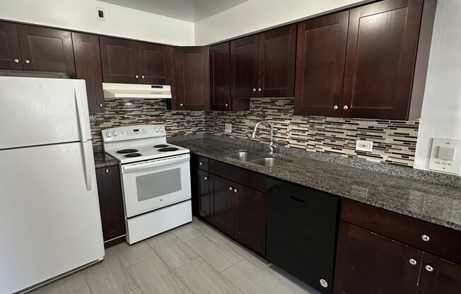 1004 South River Road