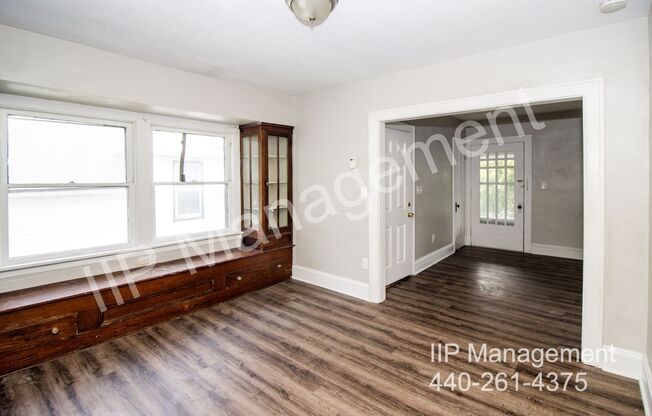 3204 W 92 ST