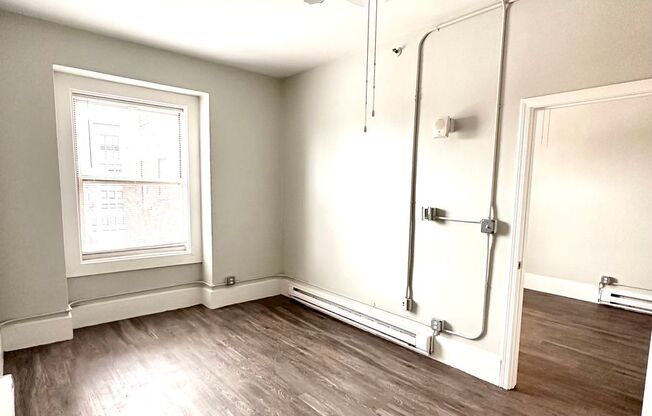 1 bed, 1 bath, 435 sqft, $1,625, Unit 829