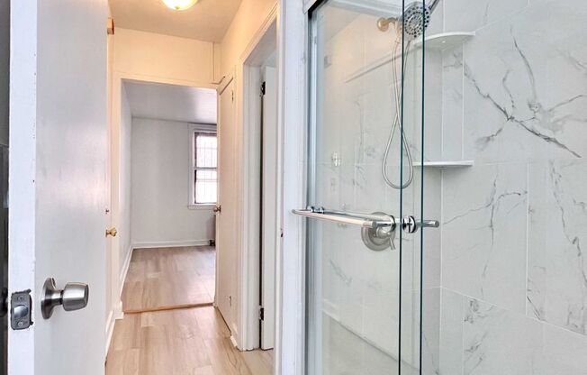 1 bed, 1 bath, $1,450, Unit #B102