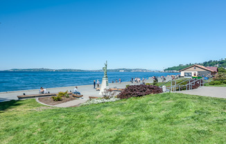 Alki Shores Apartments