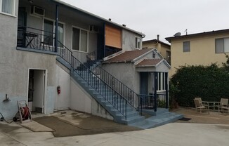 1056 Linden Ave