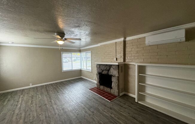 2 beds, 1 bath, $1,450